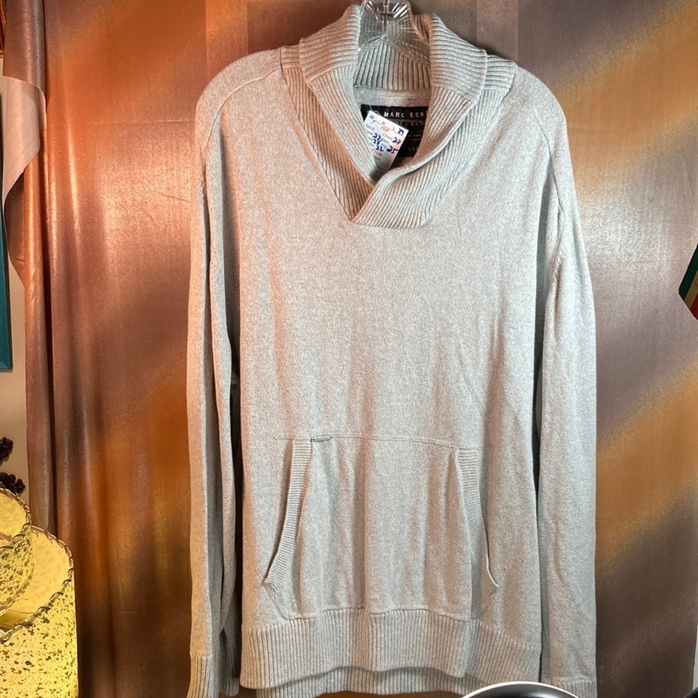 Marc Ecko cut & sew deadly threads 3X. 50”‎ chest. B8